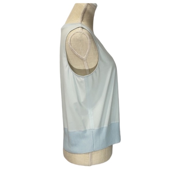 Athleta Zephyr Shell in Ethereal Blue - Picture 4 of 9